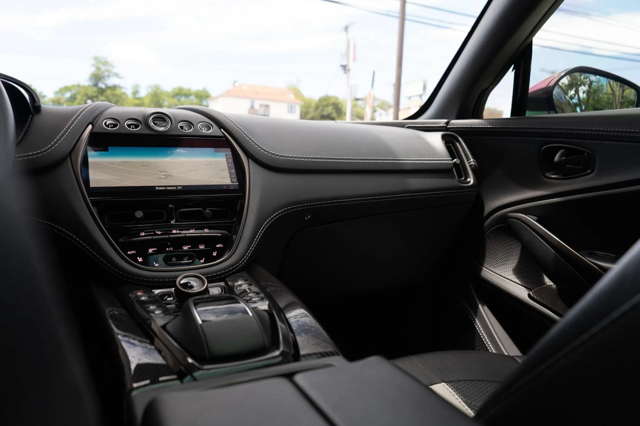 Used 2023 Aston Martin DBX 707 AWD/4WD image 64