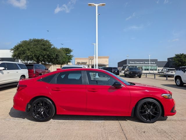 Used 2022 Honda Civic Sport image 2