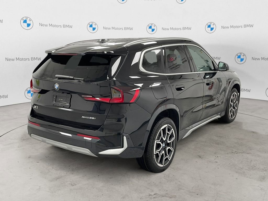 New 2026 BMW X1 xDrive28i w/ Technology Package AWD/4WD image 4