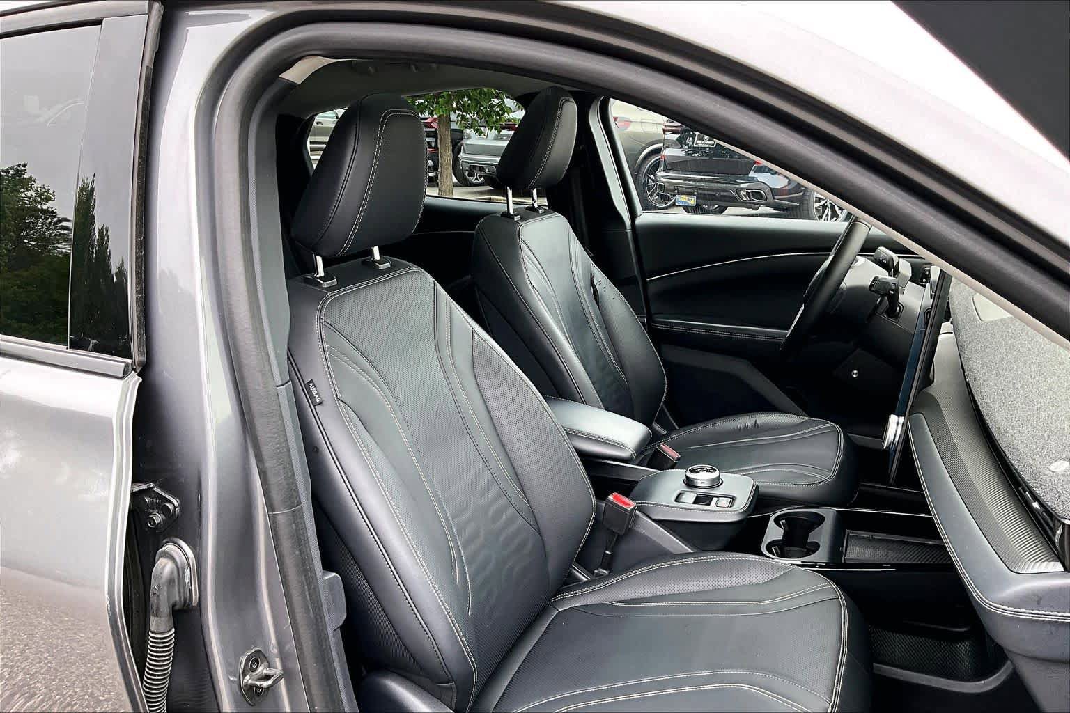 Used 2021 Ford Mustang Mach-E Premium RWD image 8