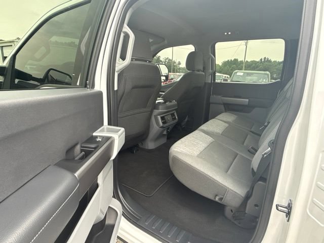 Used 2025 Ford F250 XLT w/ FX4 Off-Road Package AWD/4WD image 14