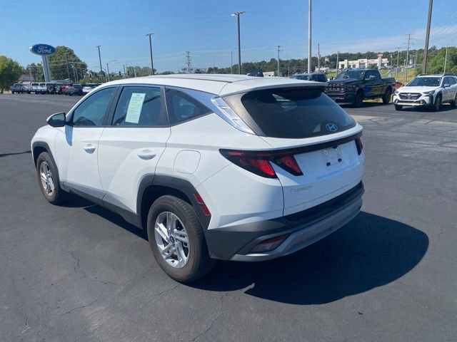 Used 2025 Hyundai Tucson SE AWD/4WD image 3