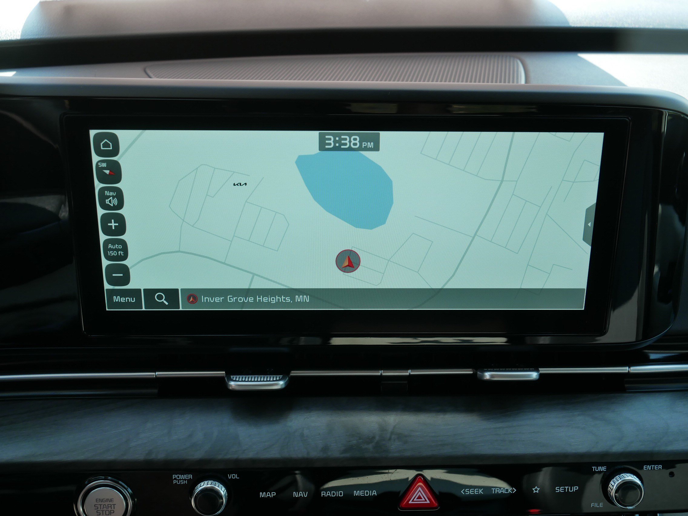 Certified 2024 Kia Carnival EX FWD image 30