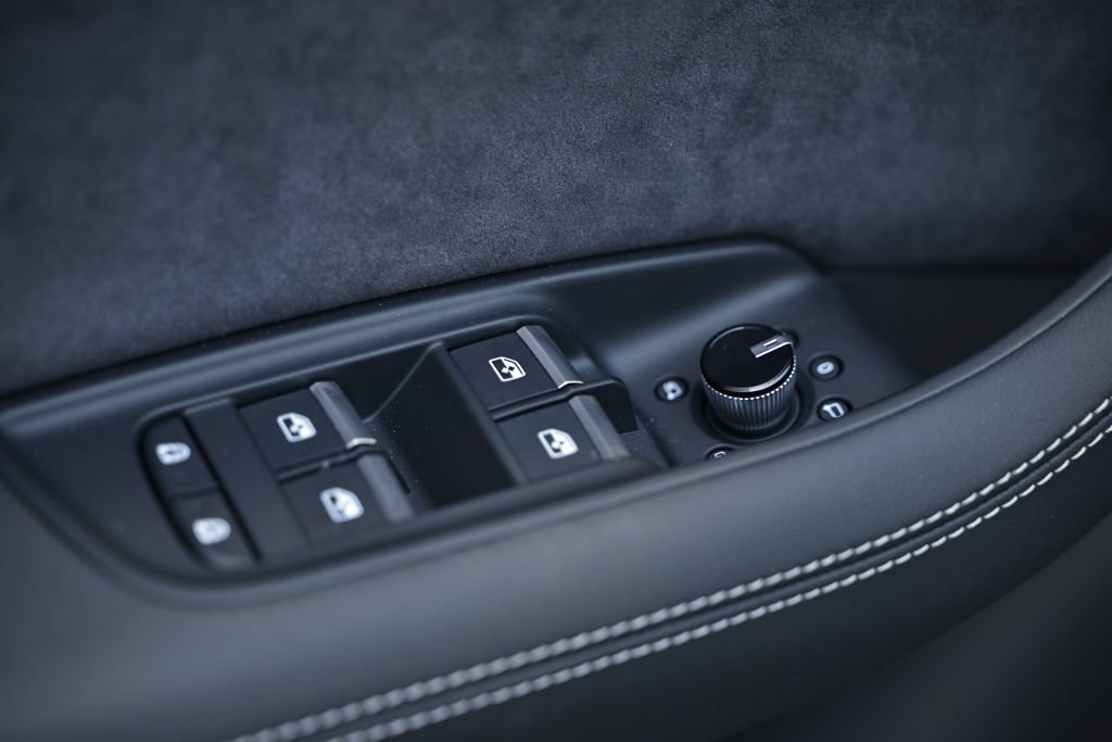 New 2026 Audi SQ7 Premium Plus AWD/4WD image 18