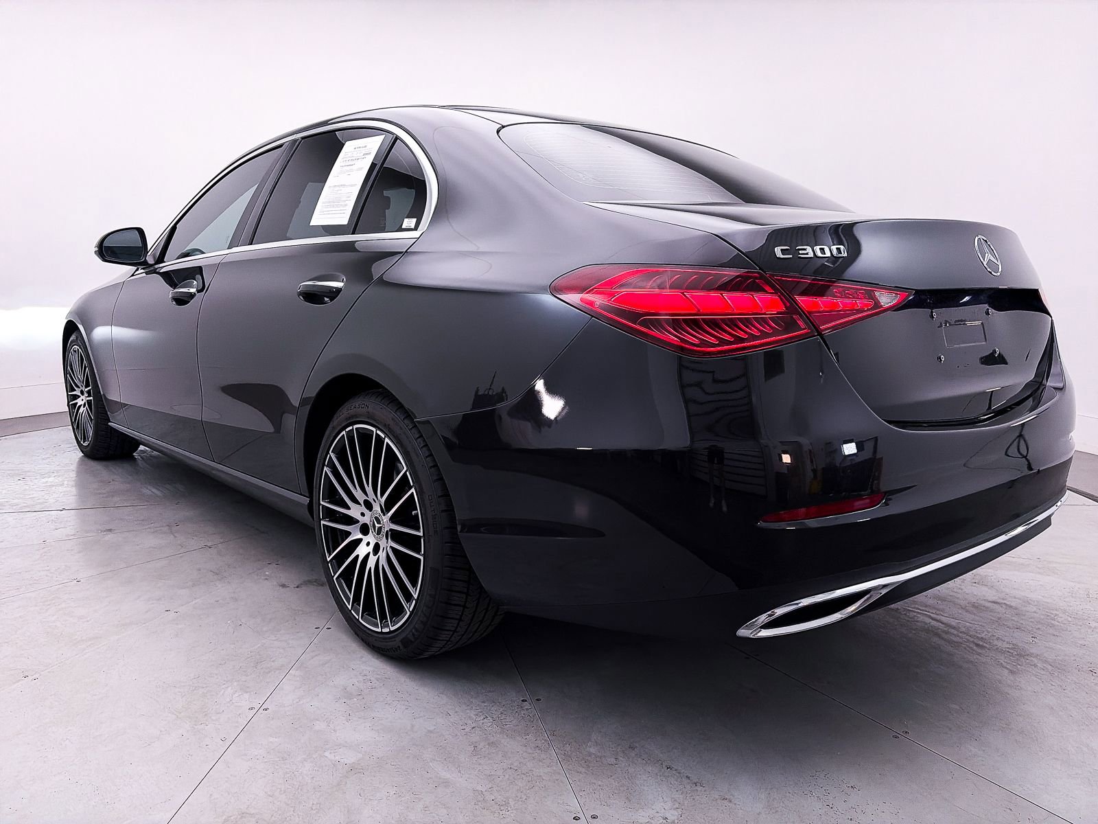 Used 2022 Mercedes-Benz C 300 Sedan image 15
