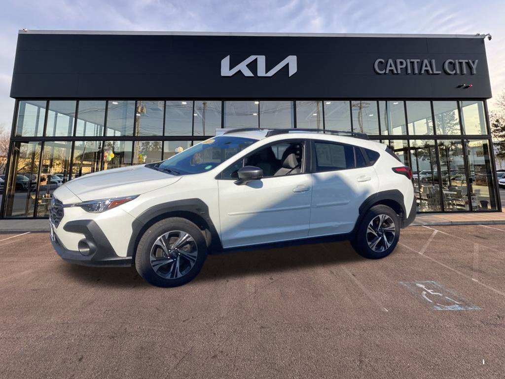 Used 2024 Subaru Crosstrek 2.0i Premium AWD/4WD image 3
