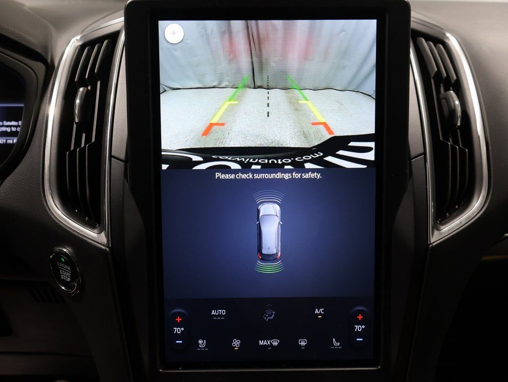 Used 2024 Ford Edge Titanium image 29