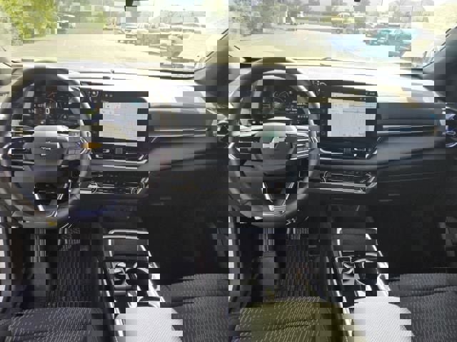 Used 2026 Chevrolet Equinox LT w/ LPO, Floor Liner Package image 8