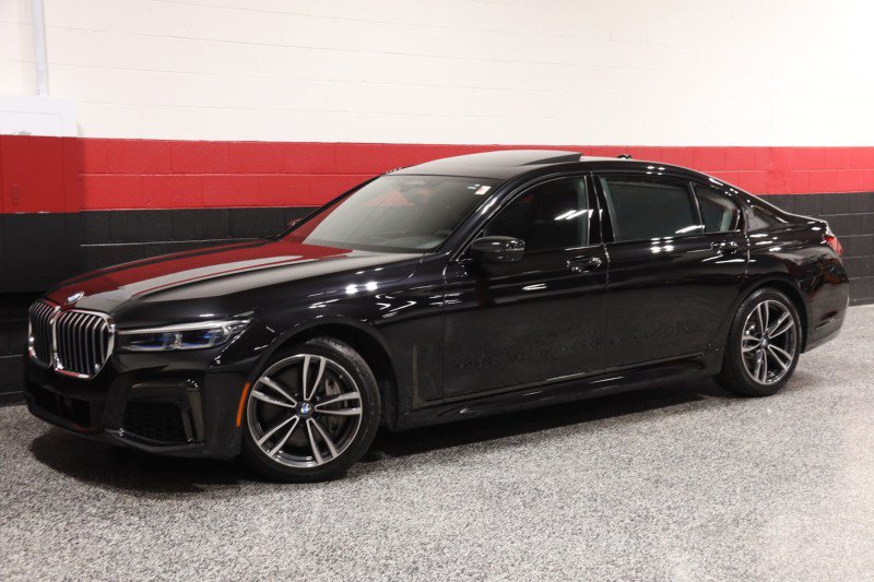Used 2020 BMW 750i xDrive w/ Executive Package AWD/4WD image 18
