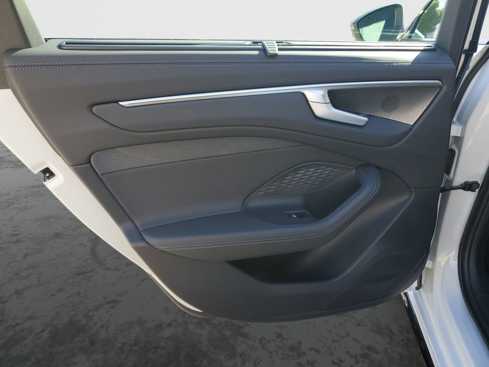 New 2026 Audi A6 Premium Plus image 17