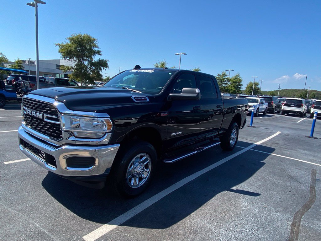 Used 2022 RAM 2500 Big Horn AWD/4WD image 3