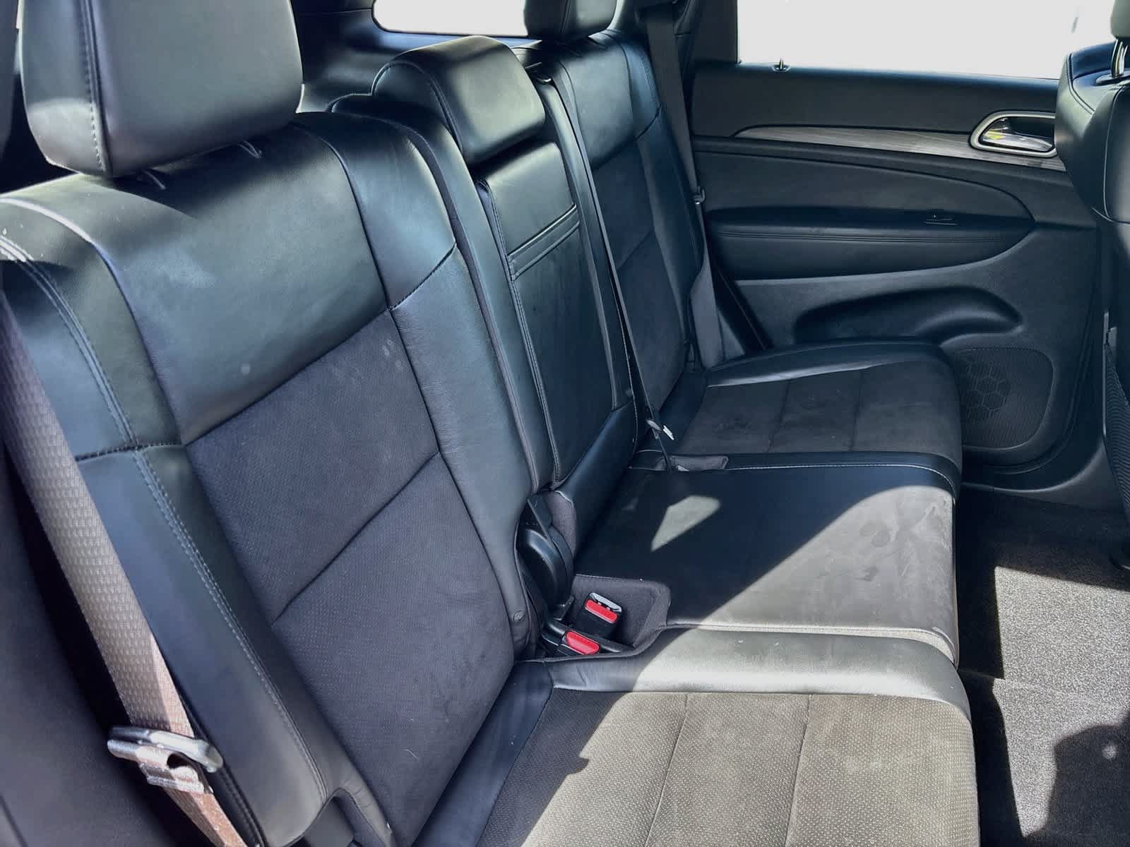 Used 2022 Jeep Grand Cherokee Laredo X RWD image 27