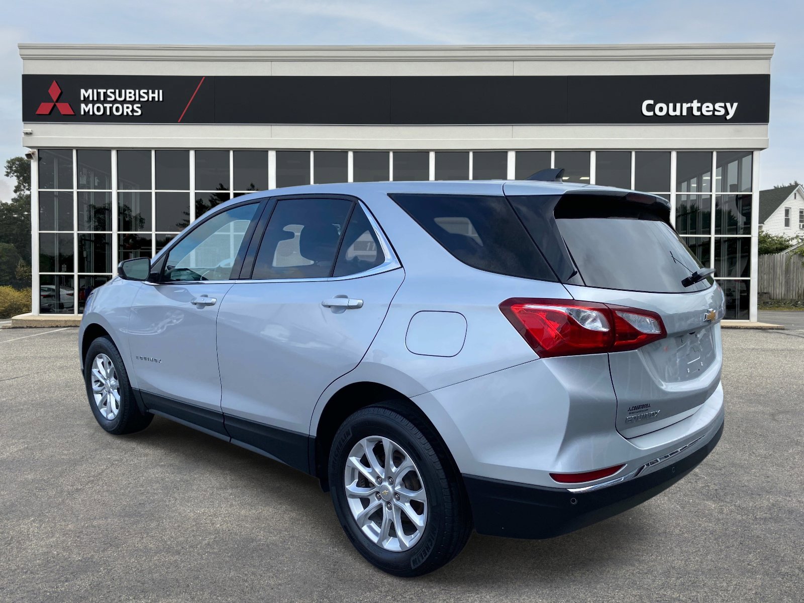 Used 2020 Chevrolet Equinox LT image 3