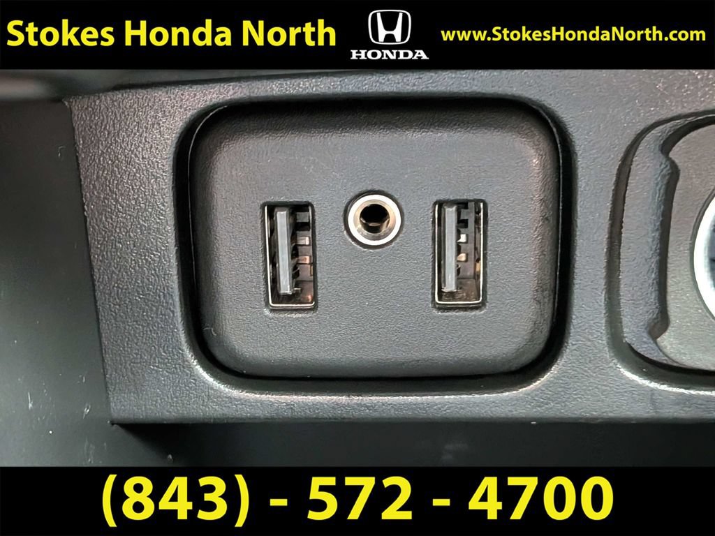 Used 2021 Buick Encore Preferred w/ Safety Package FWD image 24