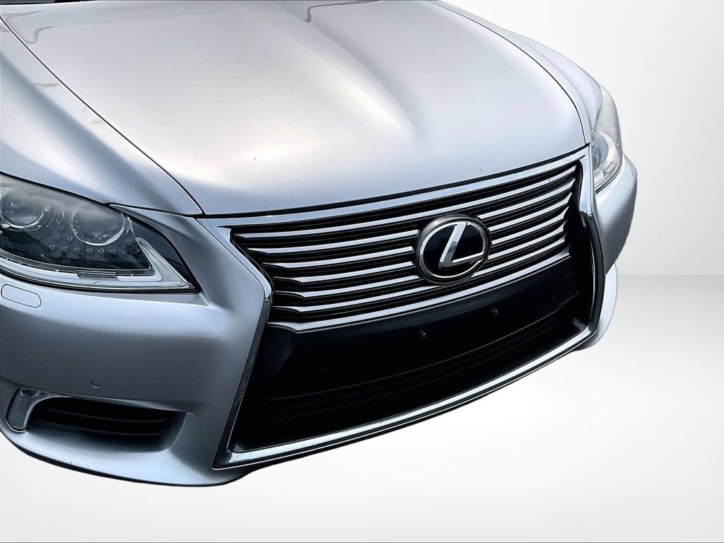 Used 2014 Lexus LS 460 AWD w/ Comfort Package image 28