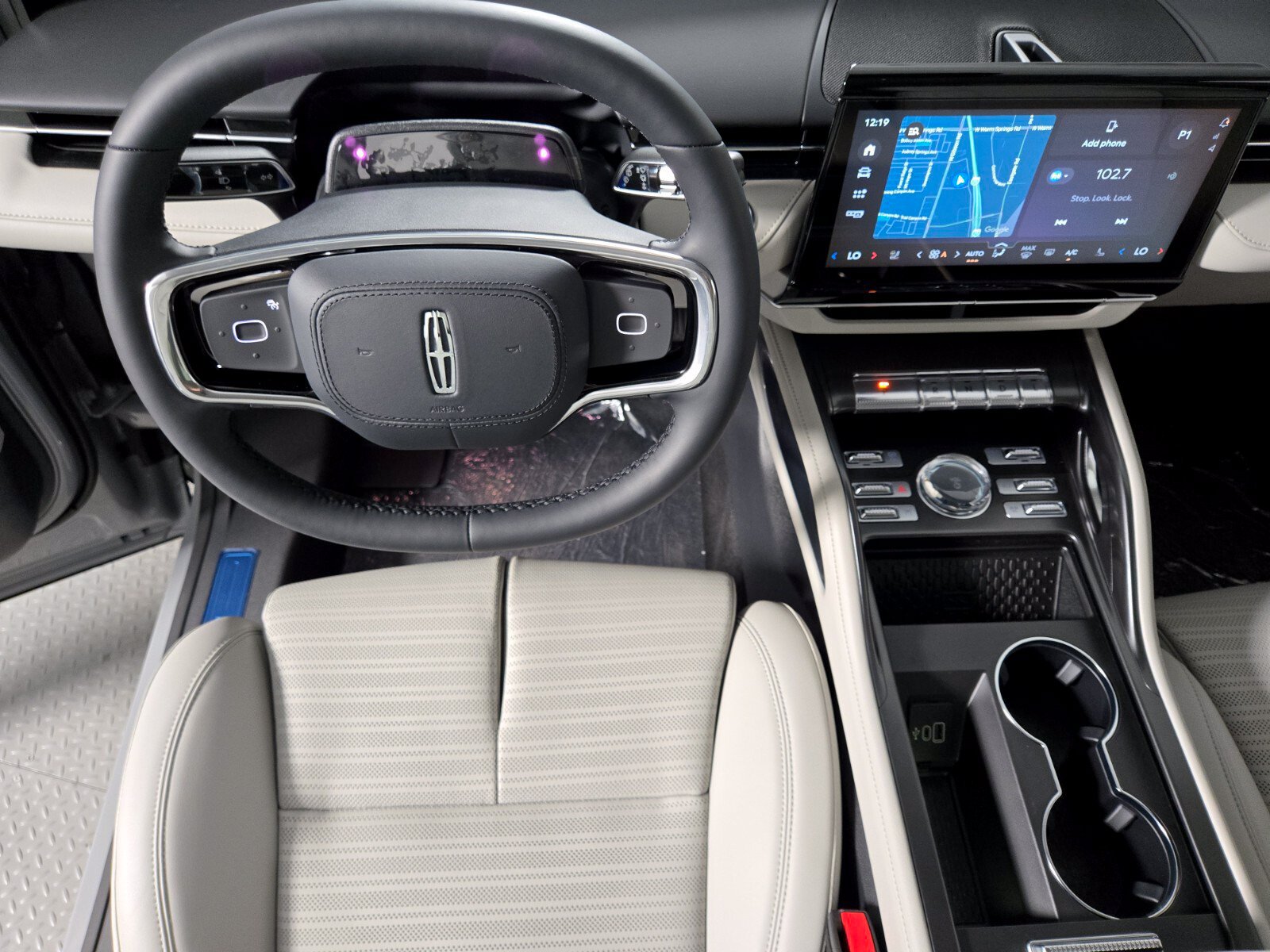 New 2026 Lincoln Nautilus Reserve AWD/4WD image 16