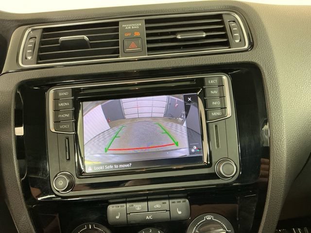 Used 2016 Volkswagen Jetta SEL w/ Lighting Package FWD image 20