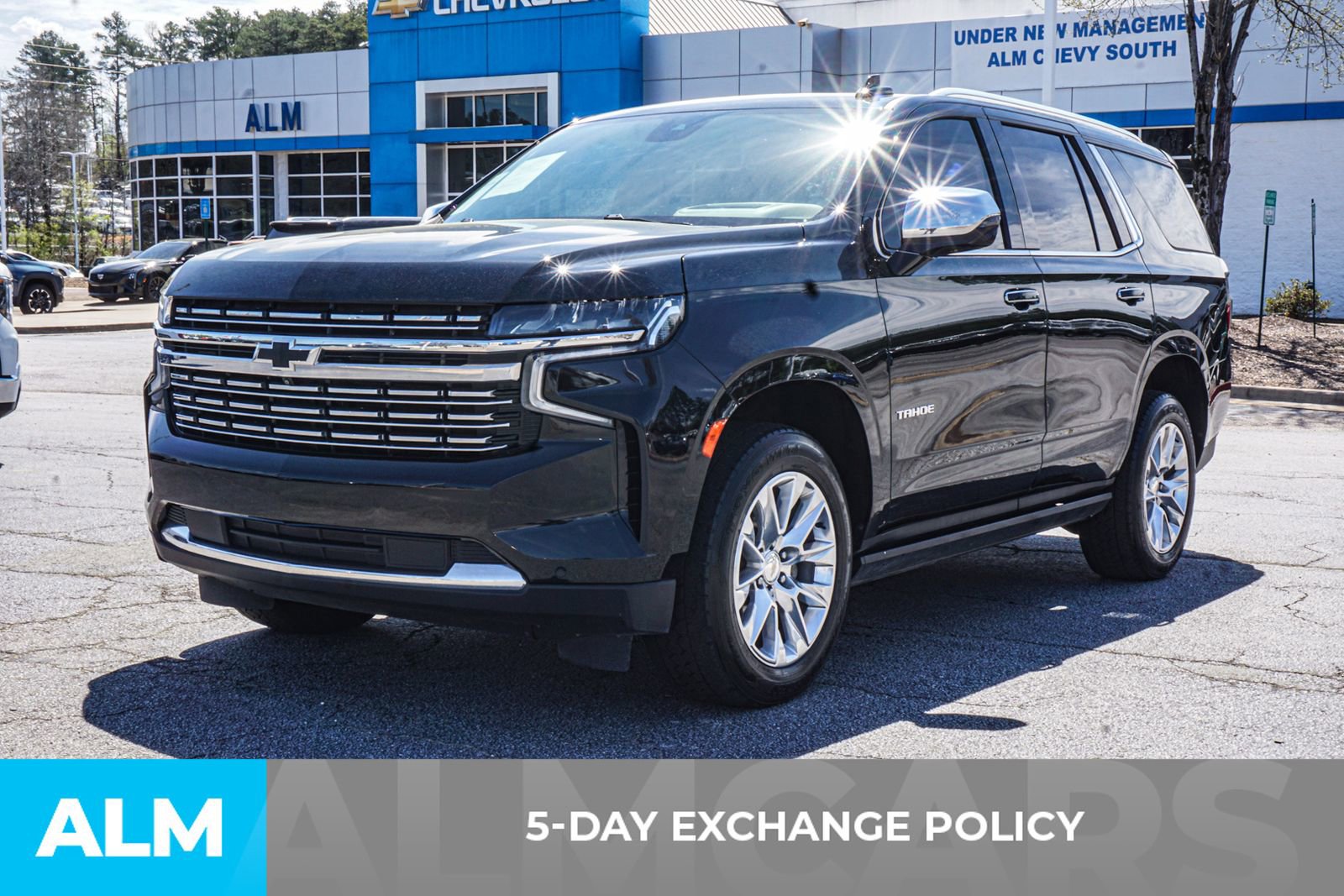 Used 2023 Chevrolet Tahoe Premier w/ Premium Package 2 AWD/4WD image 5