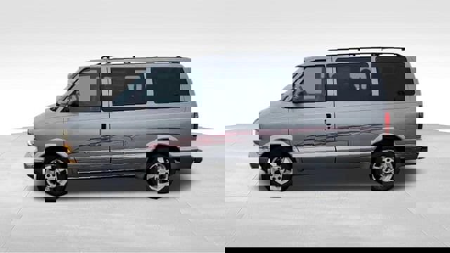 Used 2003 Chevrolet Astro LS w/ LS Preferred Equipment Group image 5