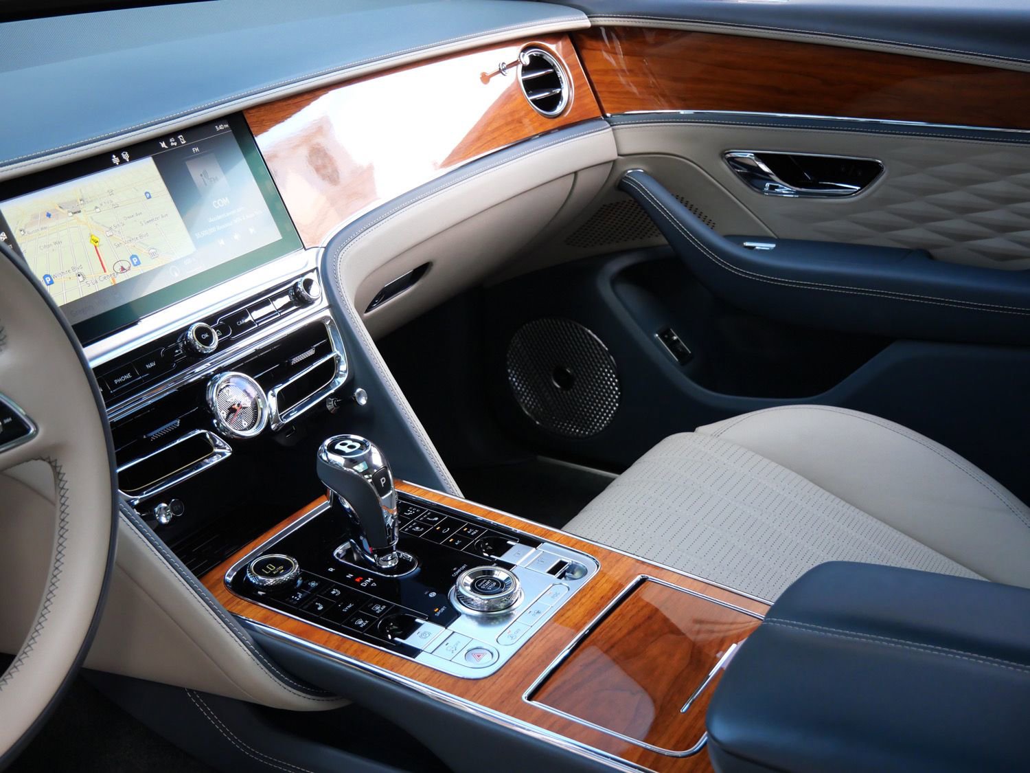 Used 2021 Bentley Flying Spur W12 AWD/4WD image 15