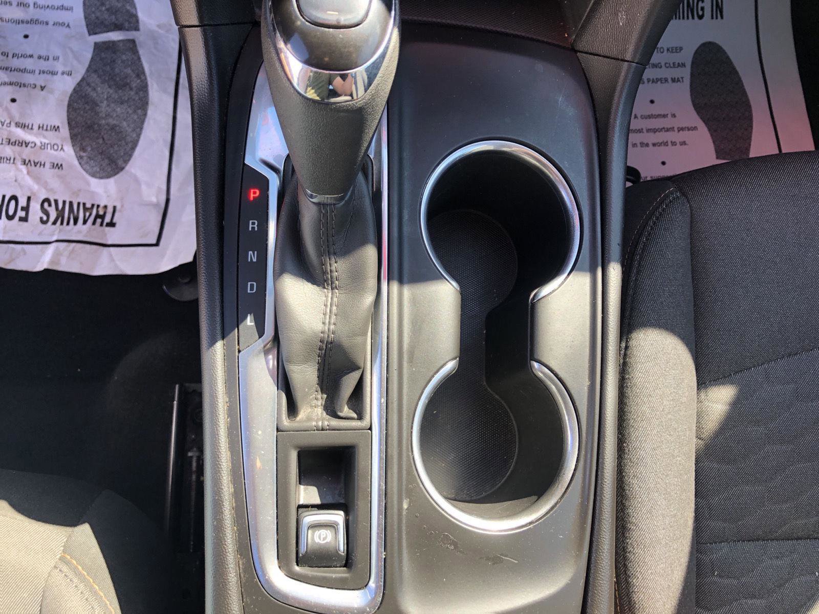 Used 2019 Chevrolet Equinox LT image 34