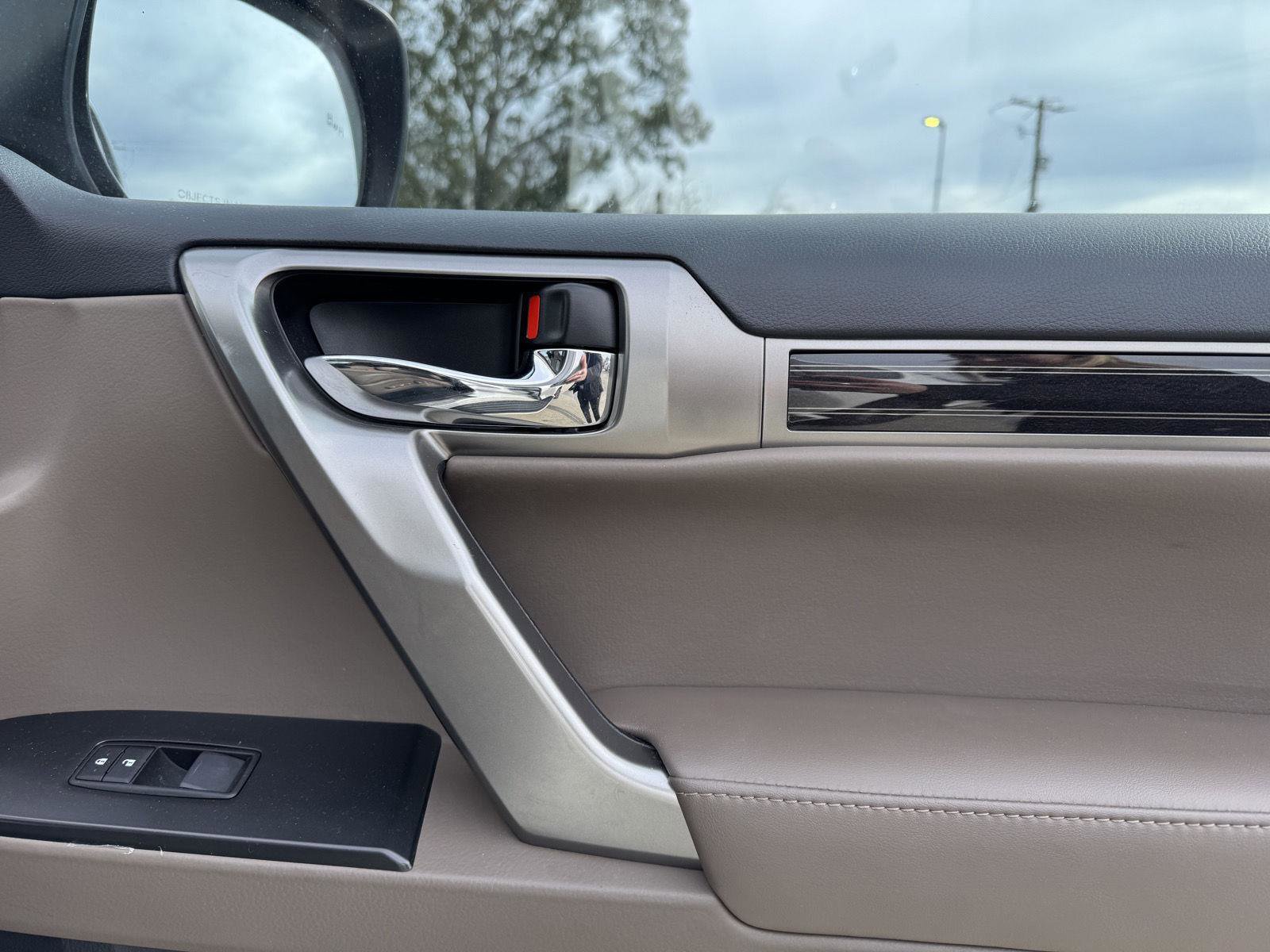 Used 2023 Lexus GX 460 Luxury image 27