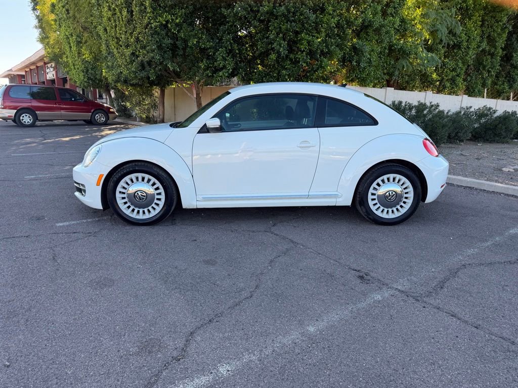 Used 2014 Volkswagen Beetle 2.5 image 5