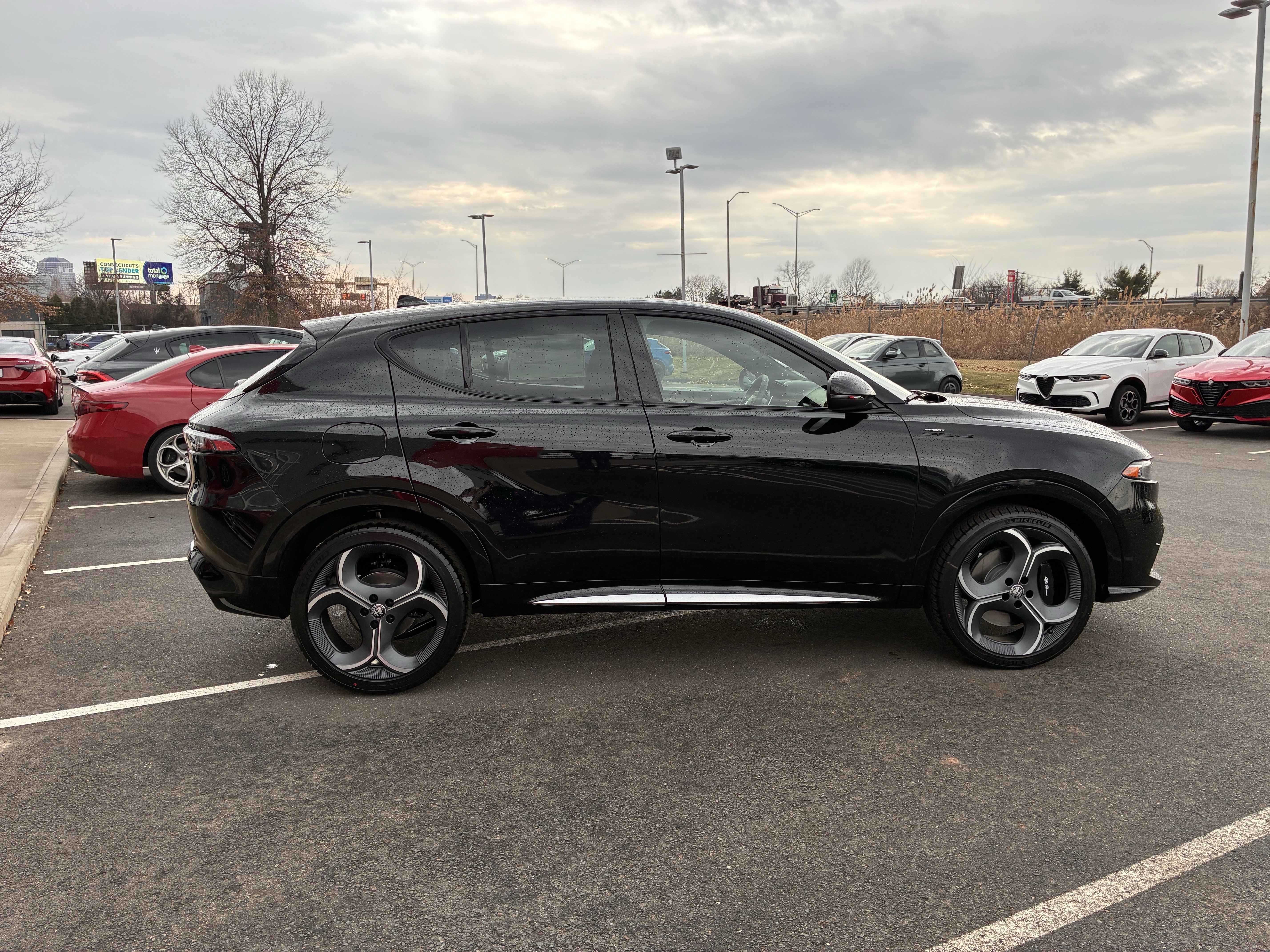 New 2026 Alfa Romeo Tonale AWD/4WD image 5