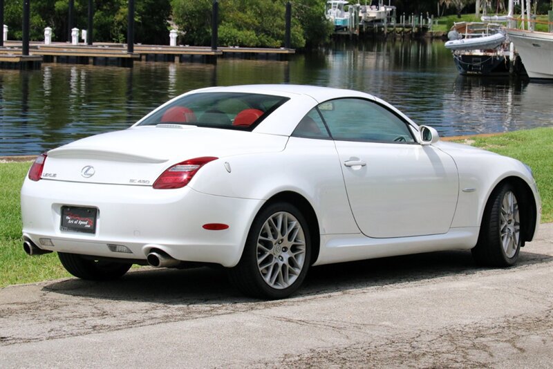 Used 2007 Lexus SC 430 Convertible RWD image 3