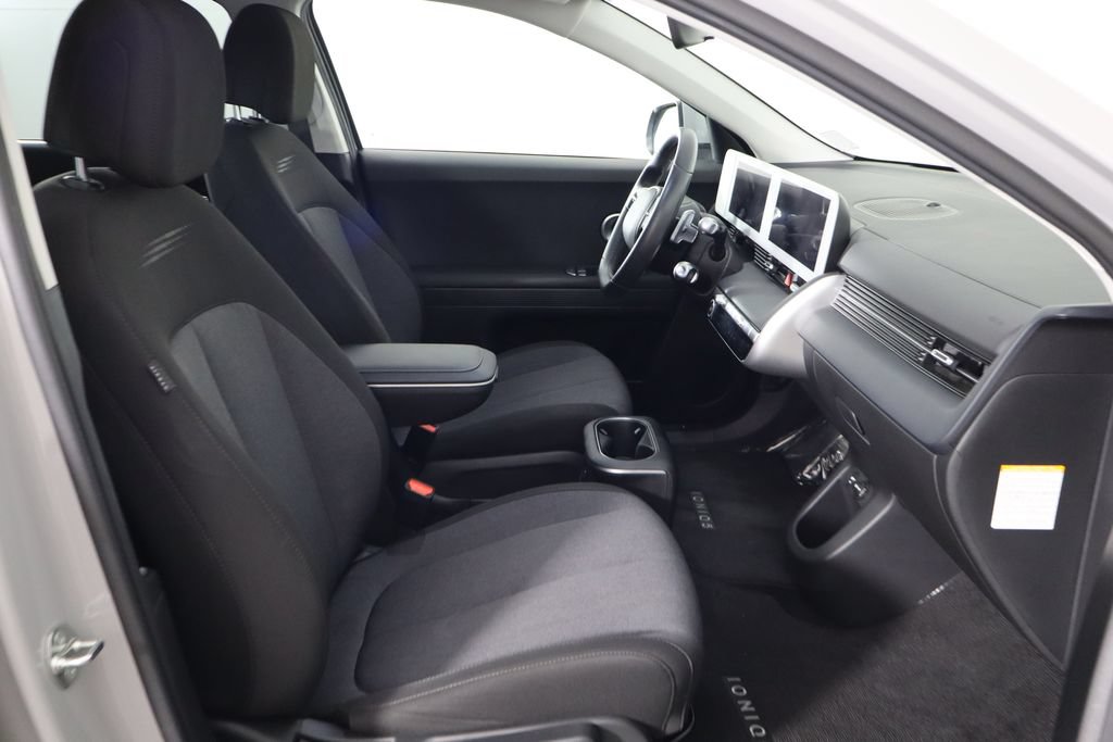 Used 2024 Hyundai Ioniq 5 SE AWD/4WD image 18