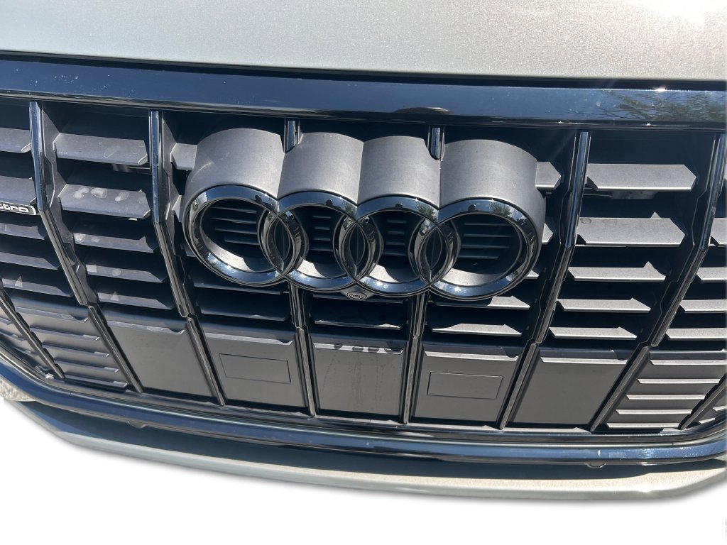 Used 2025 Audi Q3 2.0T Premium Plus AWD/4WD image 37