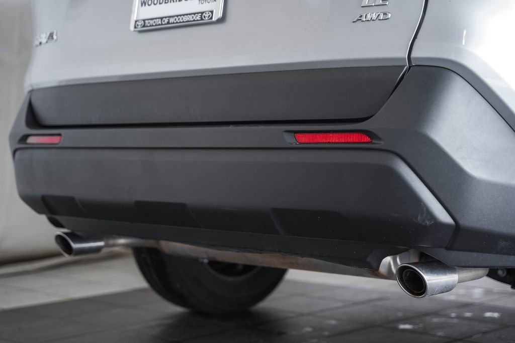 Used 2025 Toyota RAV4 LE image 8