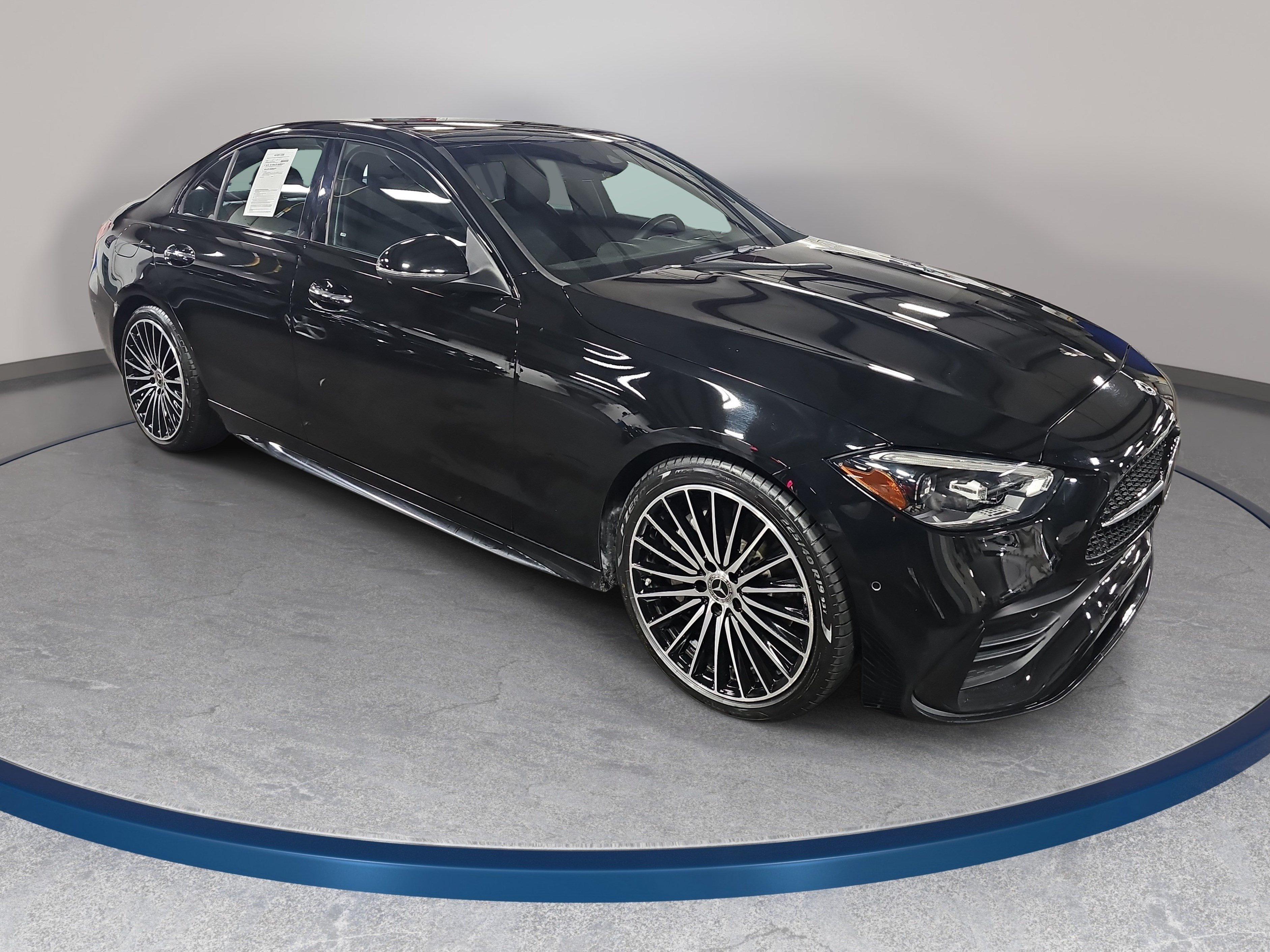 Used 2024 Mercedes-Benz C 300 Sedan image 4