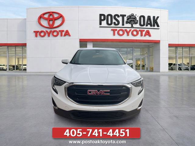 Used 2020 GMC Terrain SLE FWD image 2