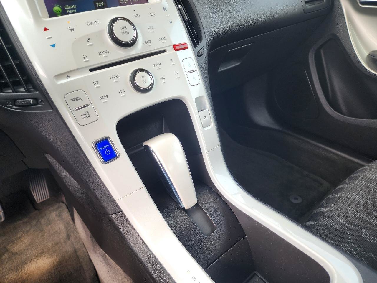 Used 2012 Chevrolet Volt FWD image 16