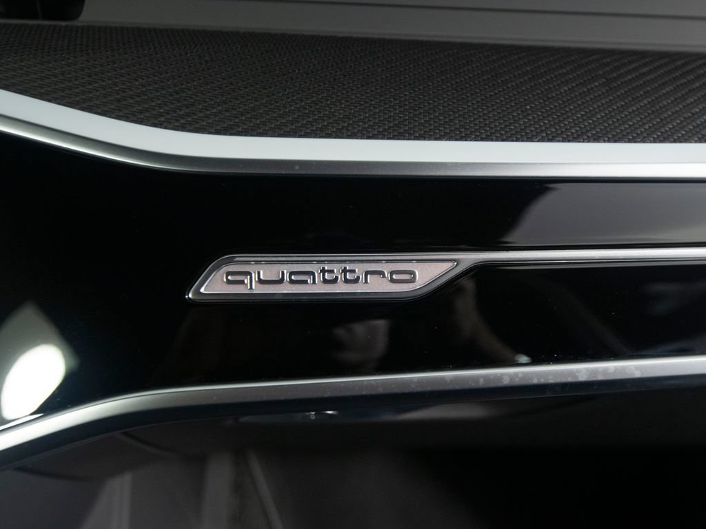Used 2025 Audi RS 6 performance AWD/4WD image 35