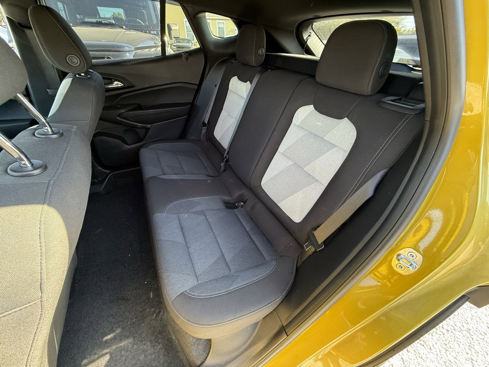 Used 2024 Chevrolet Trax RS w/ Sunroof Package image 17