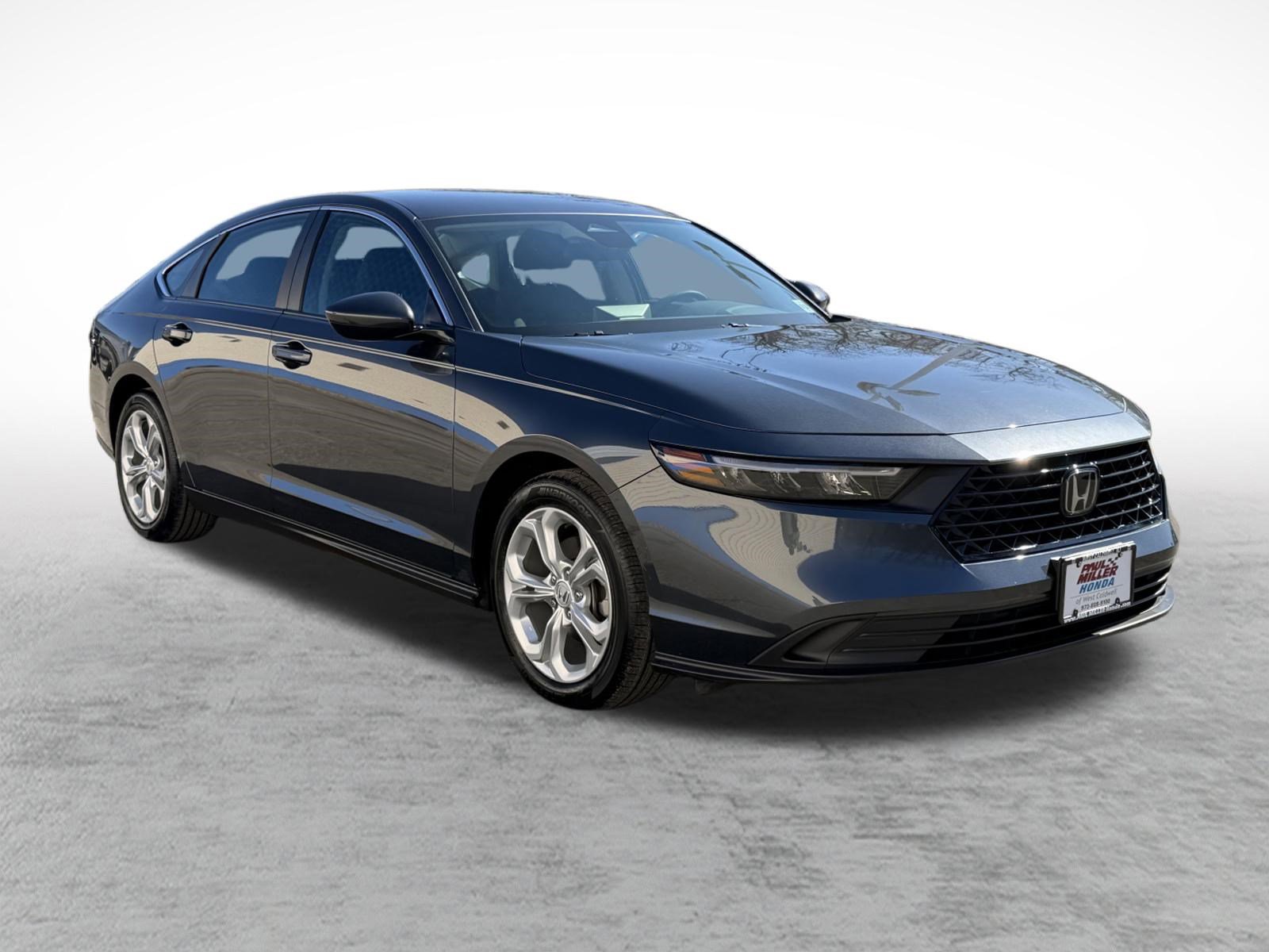 Certified 2023 Honda Accord LX image 3