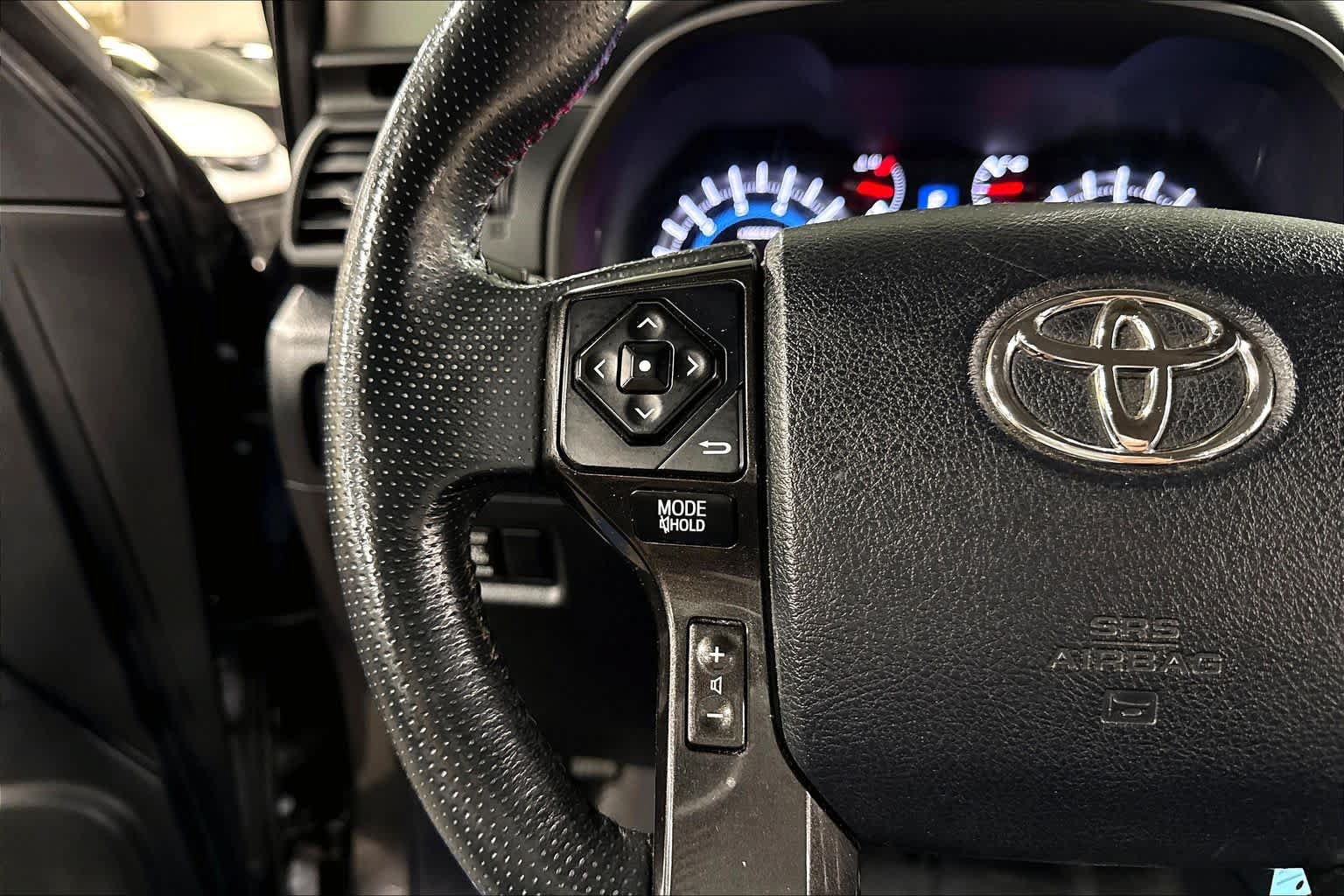 Certified 2019 Toyota 4Runner TRD Off-Road Premium w/ Wilderness Package AWD/4WD image 24