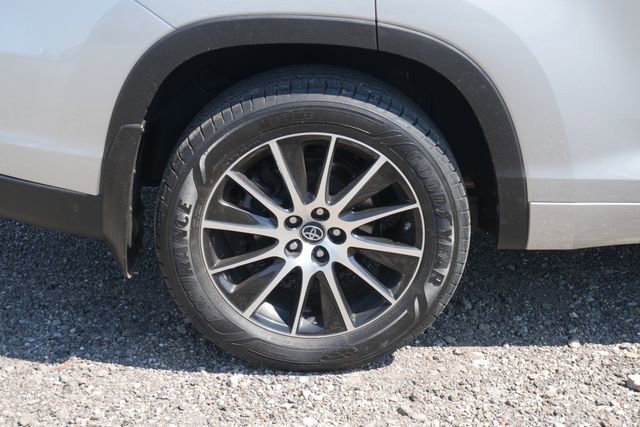 Used 2018 Toyota Highlander SE AWD/4WD image 14