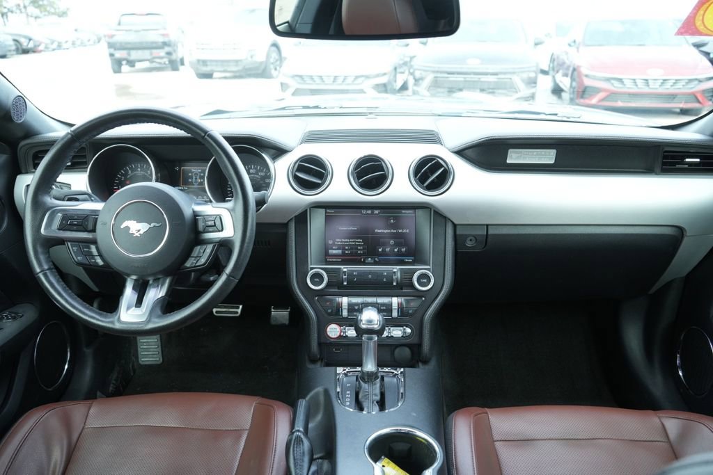 Used 2015 Ford Mustang Premium image 17
