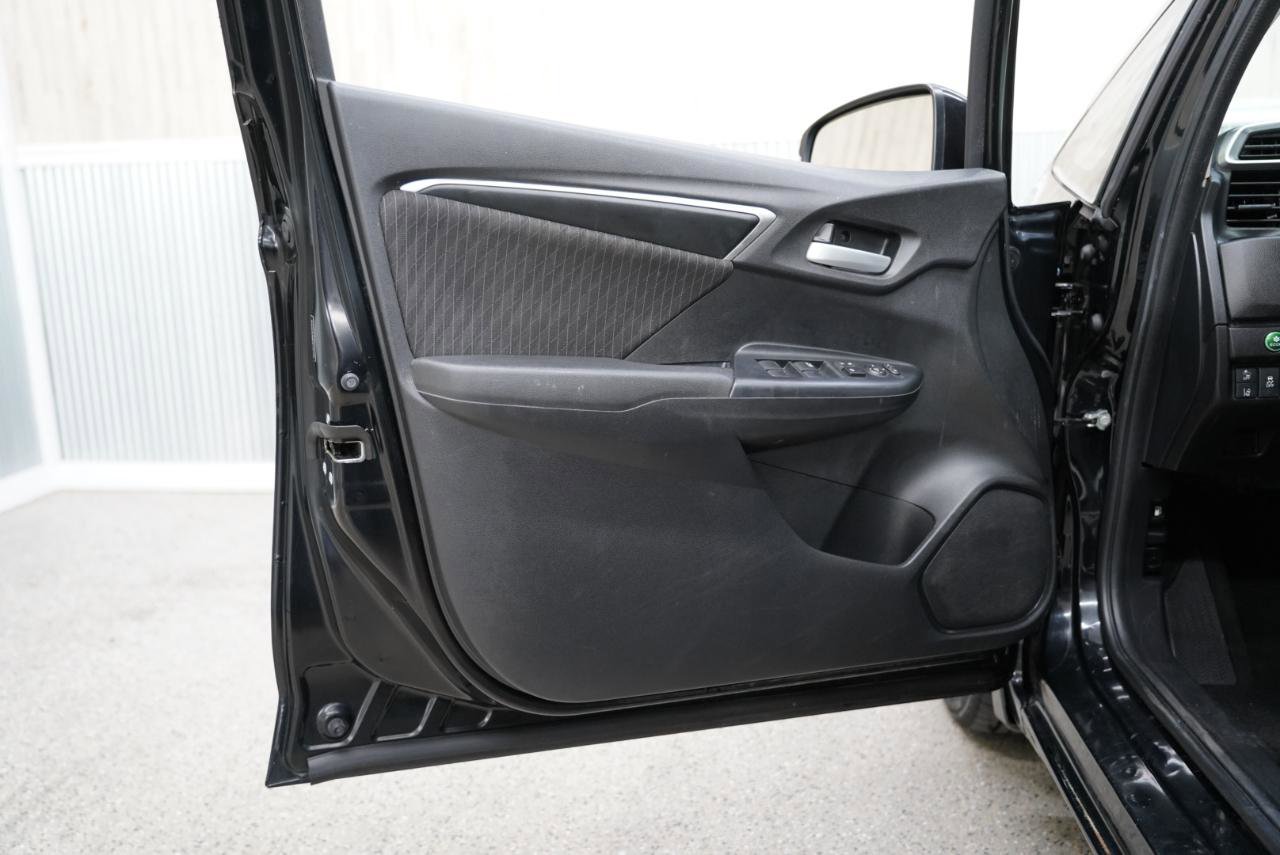 Used 2019 Honda Fit EX image 27