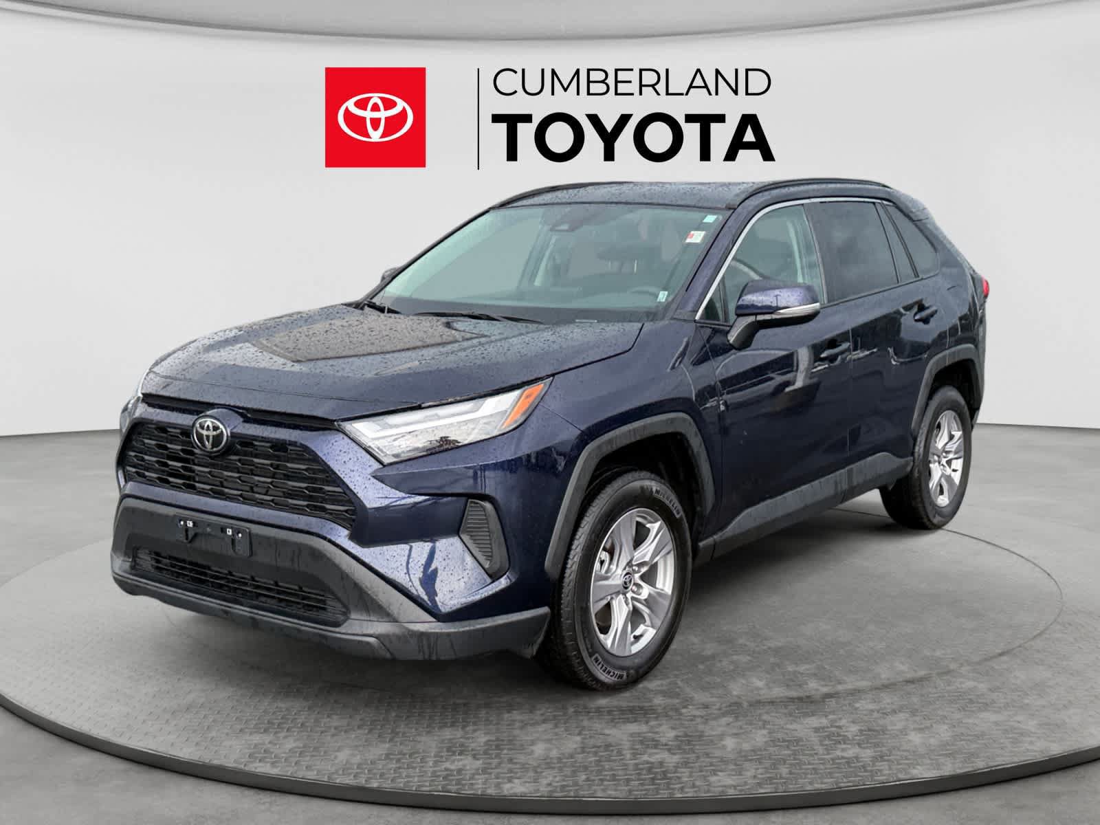 Used 2025 Toyota RAV4 XLE AWD/4WD image 1