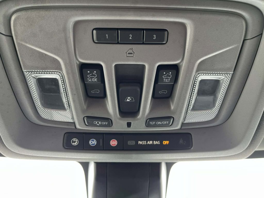 Used 2021 GMC Sierra 3500 Denali w/ Denali Ultimate Package image 27