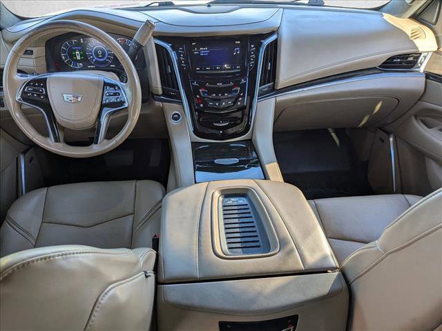 Used 2019 Cadillac Escalade Platinum image 17