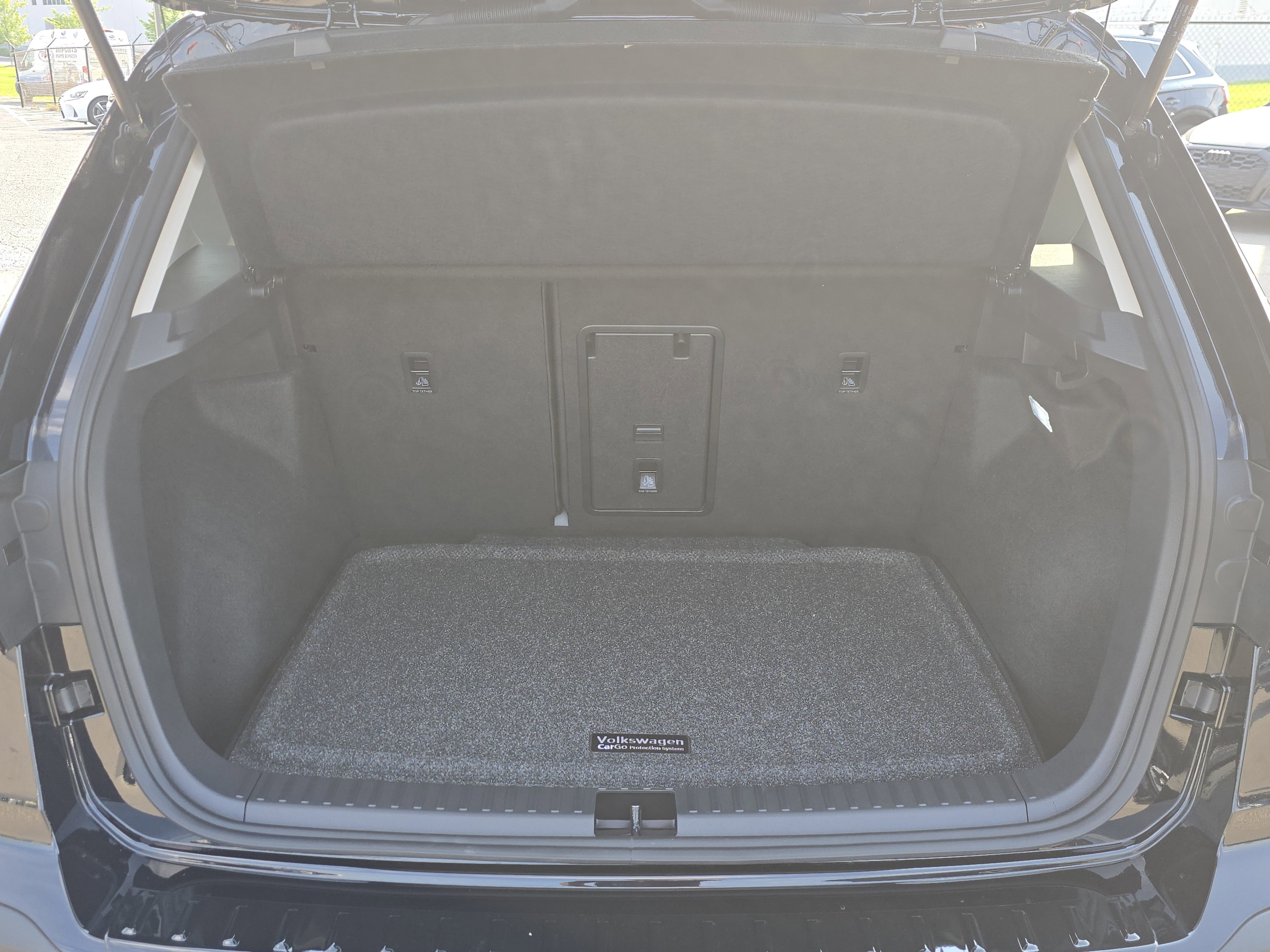 New 2025 Volkswagen Taos SEL image 20