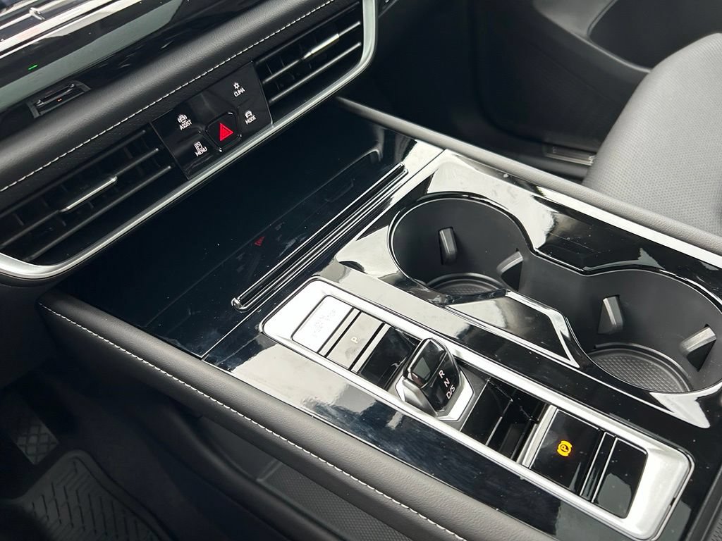 Certified 2026 Volkswagen Atlas SE FWD image 29