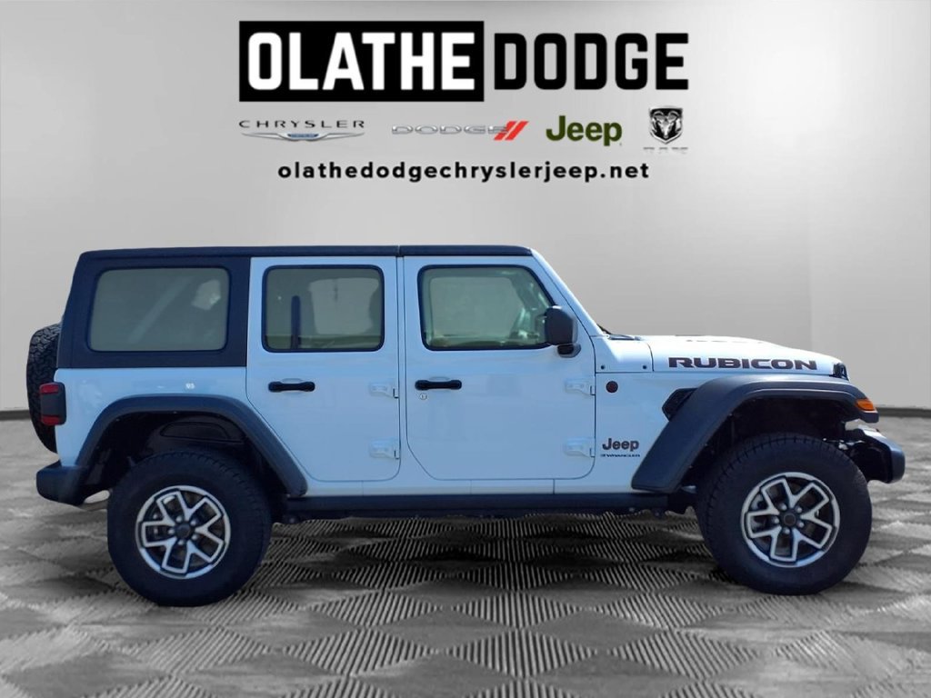 Used 2025 Jeep Wrangler Unlimited Rubicon AWD/4WD image 29