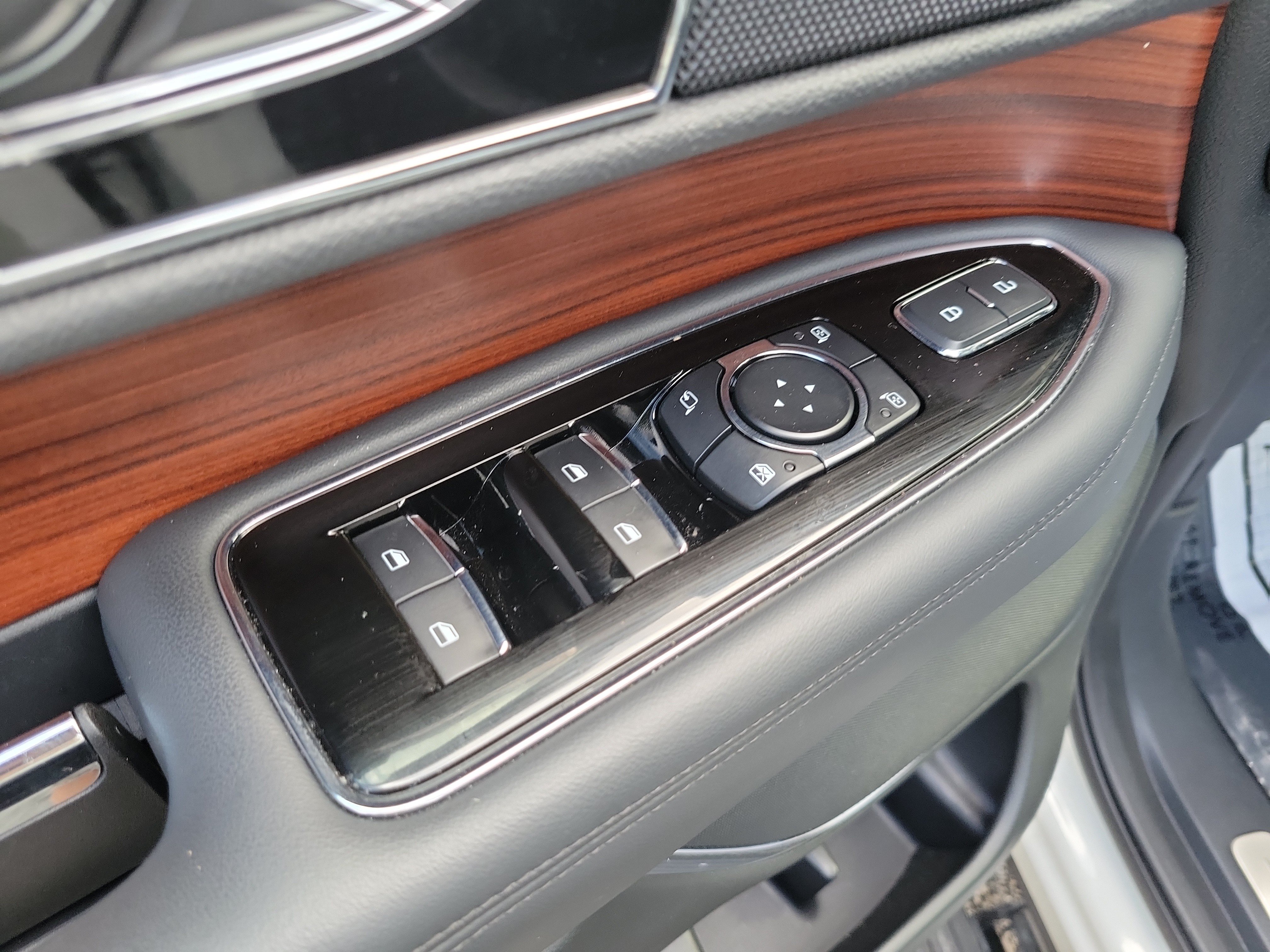 Certified 2024 Lincoln Navigator L Reserve AWD/4WD image 19