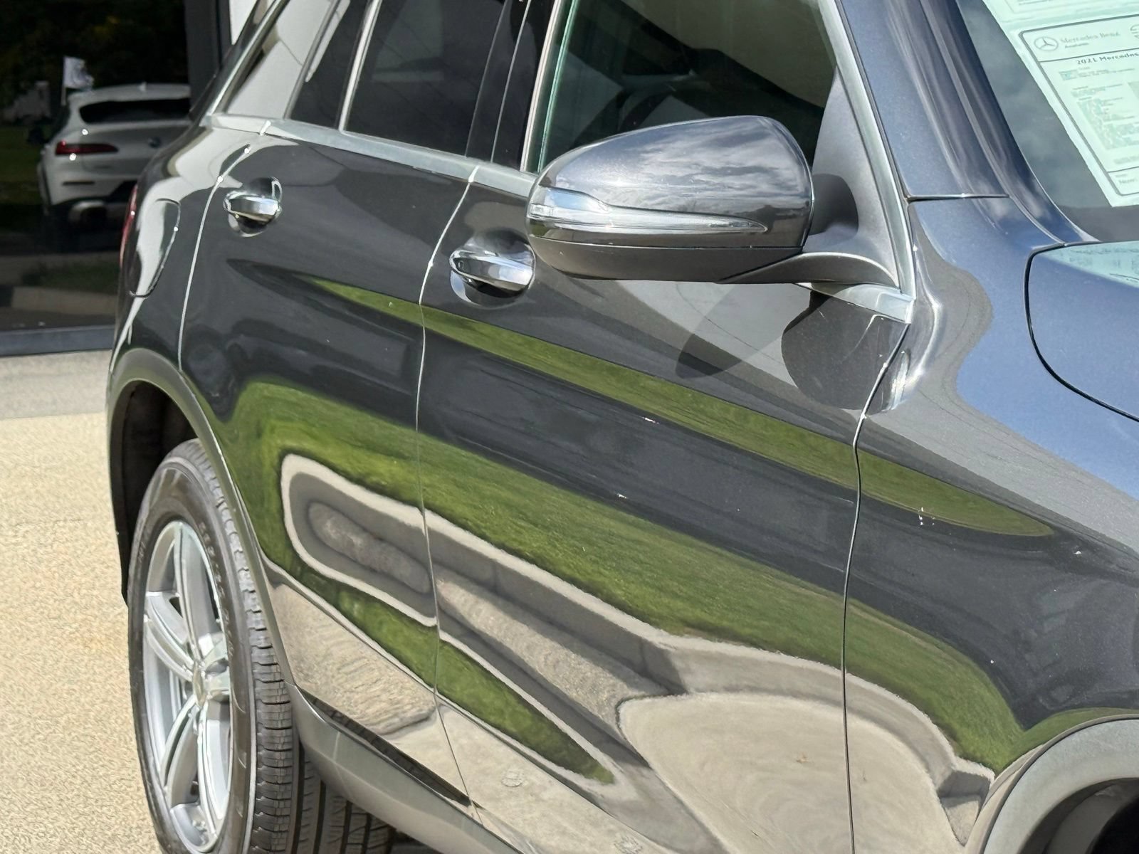 Used 2021 Mercedes-Benz GLC 300 w/ Premium Package image 9